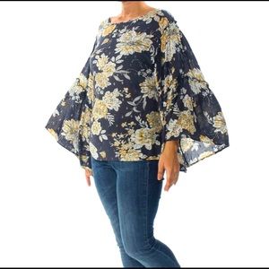 Gypsies and Moondust Bell Sleeved Floral Top Sz Large
